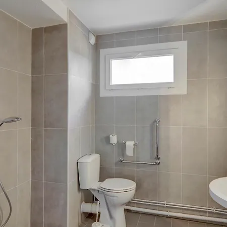 Ibis Budget Montluçon 2*