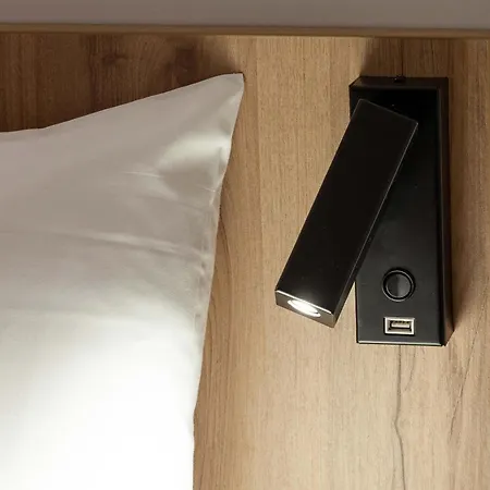 B&B Hotel Montlucon Saint-Victor 2* Saint-Victor (Allier)