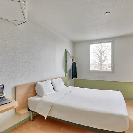 Montlucon Saint-victor ホテル