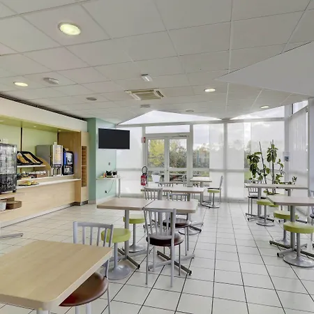 Montlucon Saint-victor Hotell 2*