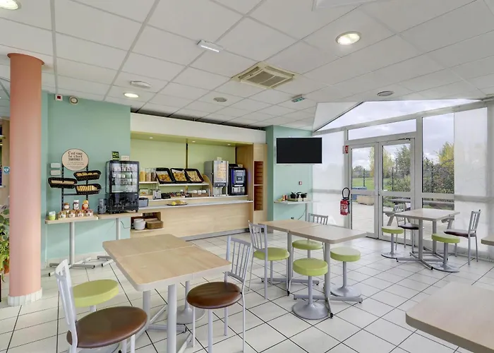 Hotel Montlucon Saint-victor 2*