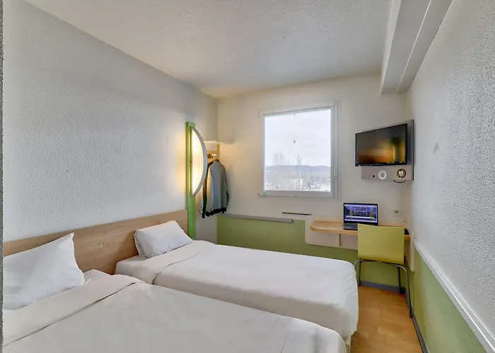 Hotel Montlucon Saint-victor 2*