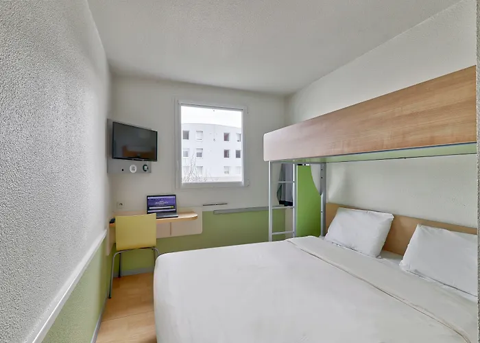 Hotel Montlucon Saint-victor Saint-Victor-des-Oules